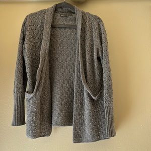 Briton Ivy Large Pocket cardigan Gray